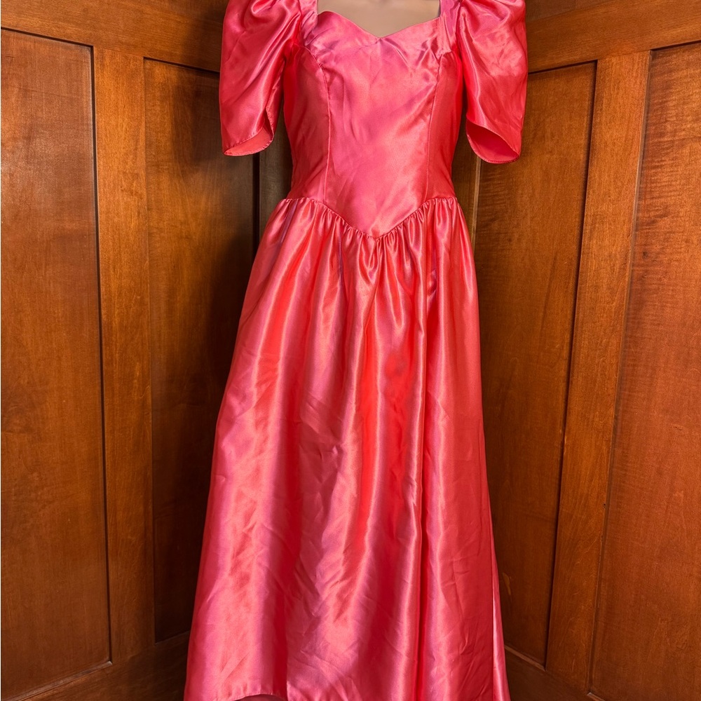 Alfred Angelo Vintage Elegant Pink Puff Sleeve Dress